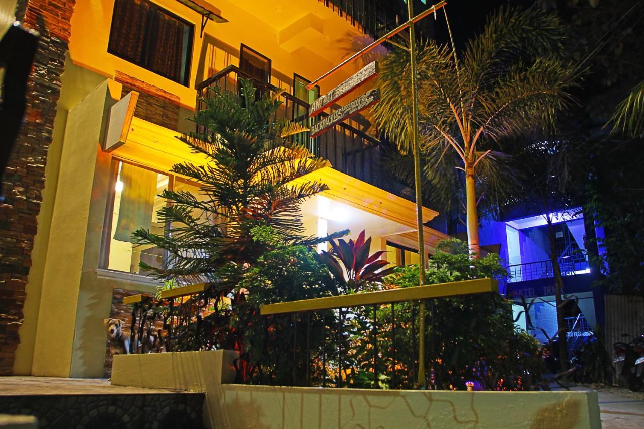 Antwet Backpacker'S Inn & Rooftop Bar دوماغيتي المظهر الخارجي الصورة